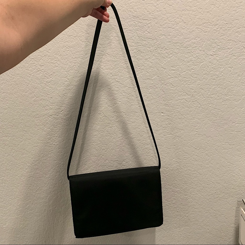 Black express long shoulder bag